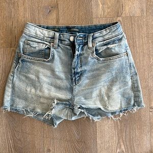 Target Wild Fable high rise mom rip denim shorts Sz 2